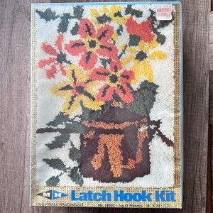 Vintage Latch Hook Kit, Rug, Floral, Jug O' Flowers #18002 Wall Hanging,1980 NOS